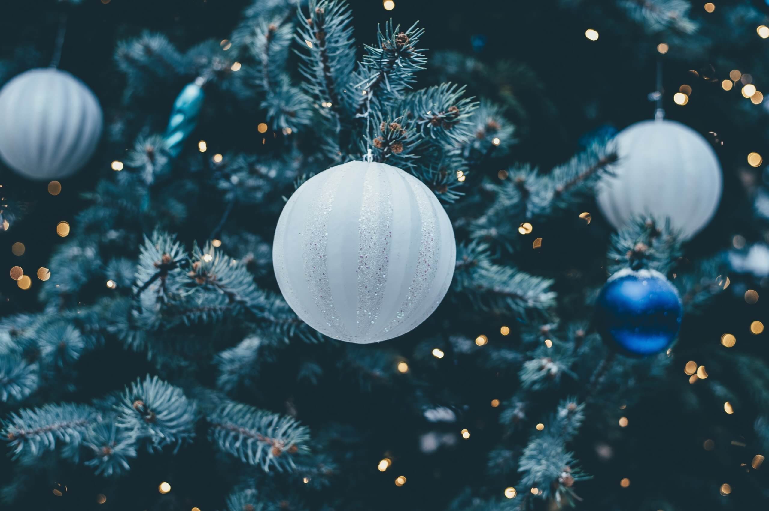 Easy Tips for Planning Your Company’s Holiday Party