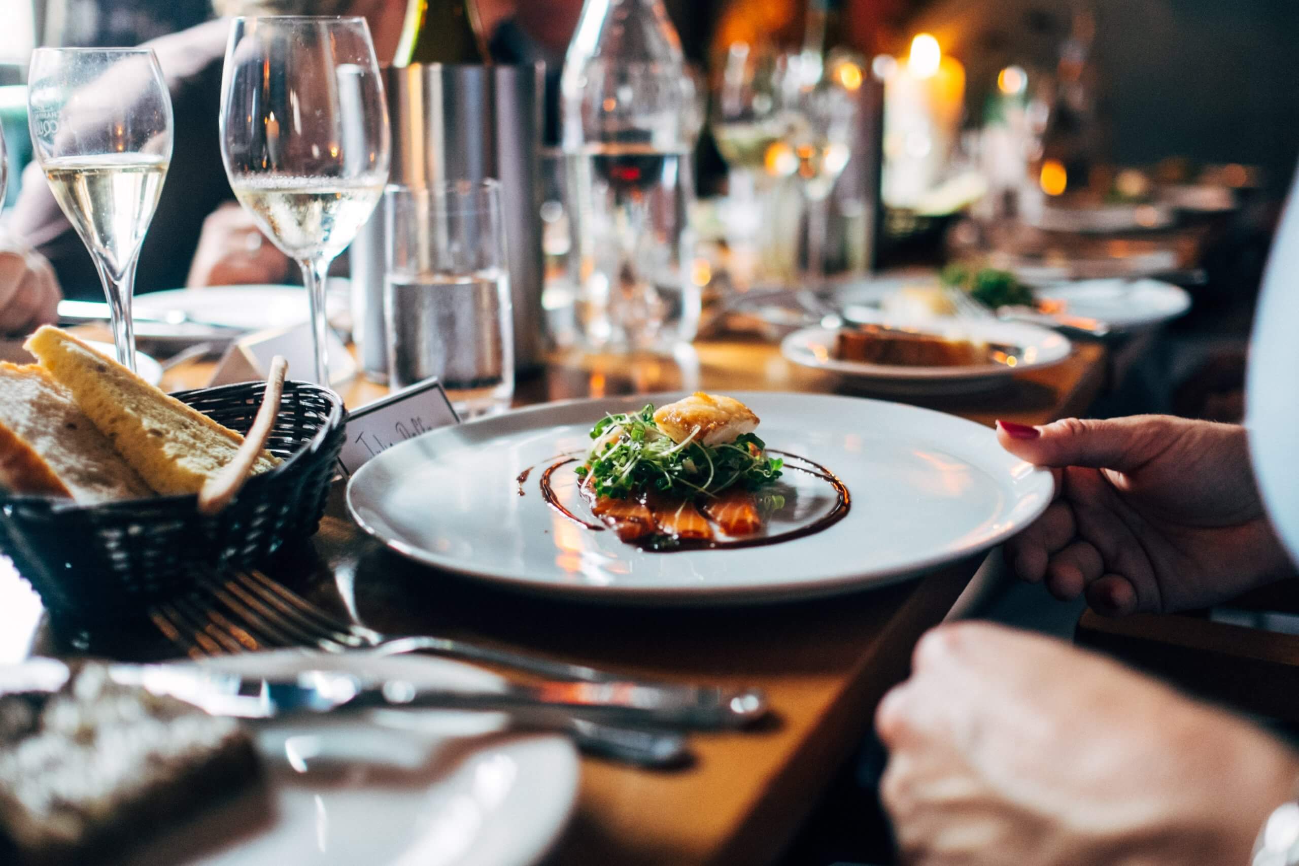 Hiring a Chef for Private Dining: 4 Valuable Benefits