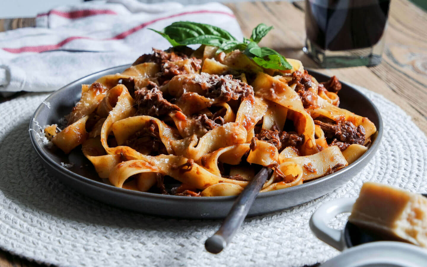 Anniversary Dinner Date: Plan one for your Parents